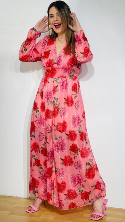 Forame Fashion Printed μακρύ φόρεμα floral ροζ με λουλούδια. Κρουαζέ στο στήθος με λαστιχάκι στο τελείωμα στην μανσέτα και άνοιγμα στο μπροστινό μέρος.