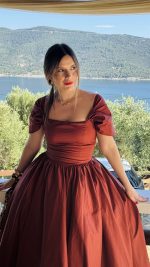 Victoria Queen Dress - Image 2